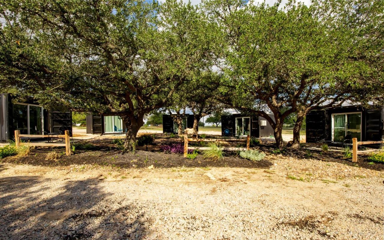 Villa The Container Retreat @ 290 Wine Trail #1 Escape To Hye, Tx Esterno foto