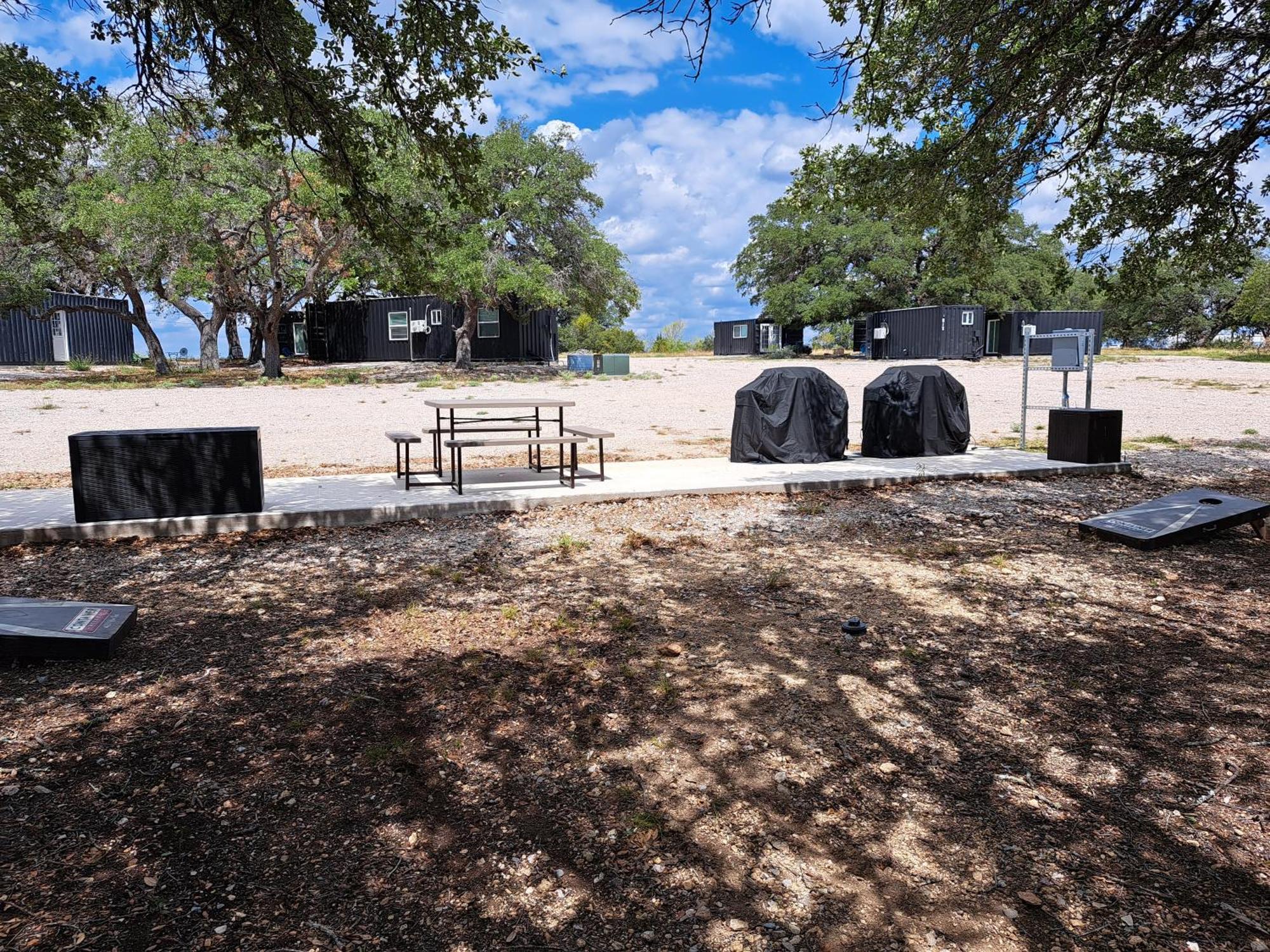 Villa The Container Retreat @ 290 Wine Trail #1 Escape To Hye, Tx Esterno foto